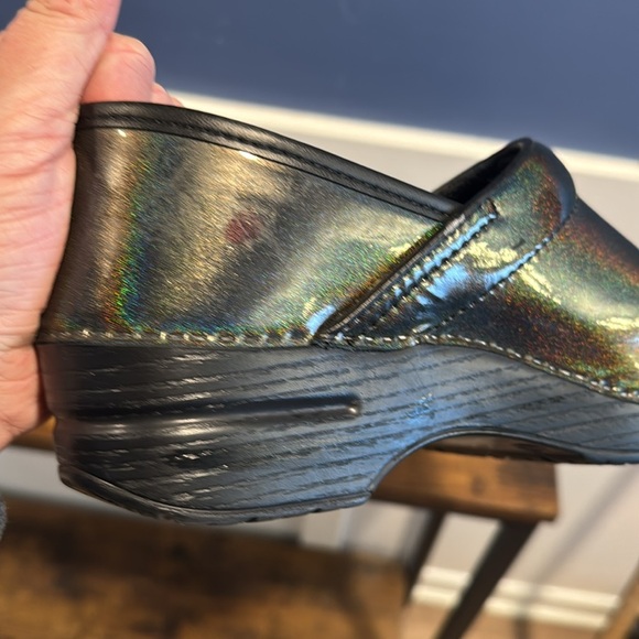 Dansko Olive Green Iridescent Glitter Patent Leather Clog Size 41 - Picture 7 of 13